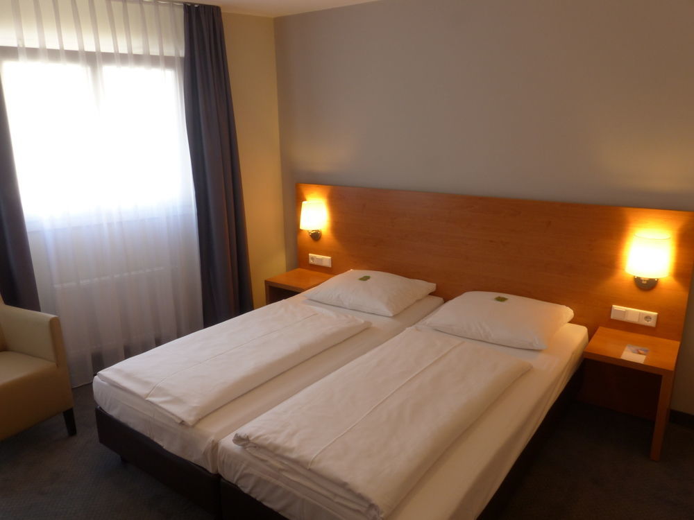 Ghotel Hotel&living München-city 3* München