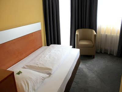 Hotel Ghotel Hotel&living München-city 3*